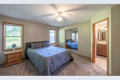 219 Wolverine Drive, Oswego, IL 60543 - Photo 8
