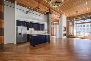 360 W Illinois St, Chicago, IL 60654 - Photo 4