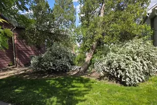 5517 N Mont Clare Ave, Chicago, IL 60656 - Photo 1