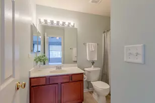 619 Cary Woods Cir, Cary, IL 60013 - Photo 14