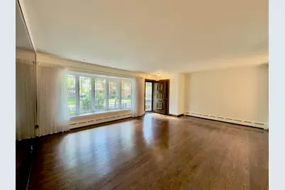 431 S Rammer Avenue, Arlington Heights, IL 60004 - Photo 2