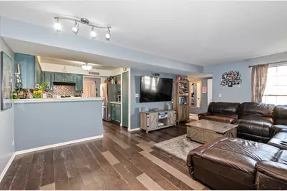 2108 Glasgow Court, Hanover Park, IL 60133 - Photo 14