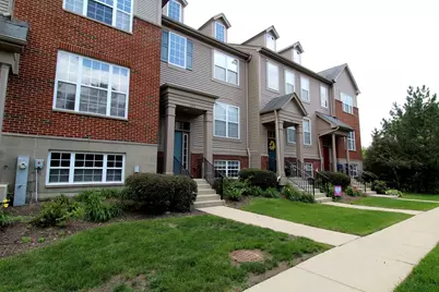 125 Station Park Circle #125, Grayslake, IL 60030 - Photo 1