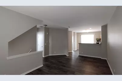 125 Station Park Circle #125, Grayslake, IL 60030 - Photo 10