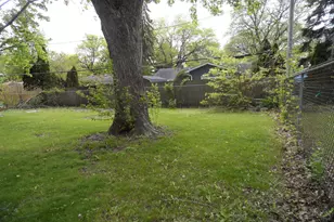 450 Michigan Ave, Aurora, IL 60506 - Photo 26