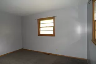 450 Michigan Ave, Aurora, IL 60506 - Photo 16