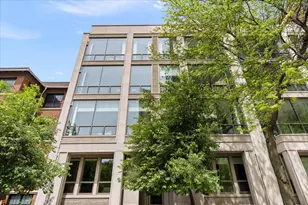 422 W Deming Pl, Chicago, IL 60614 - Photo 1