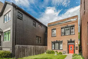 4829 S Champlain Ave, Chicago, IL 60615 - Photo 2