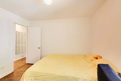 1623 W Belle Plaine Avenue, Chicago, IL 60613 - Photo 22