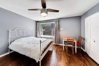 1623 W Belle Plaine Avenue, Chicago, IL 60613 - Photo 18