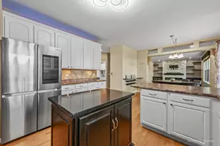 2211 Hazelwood Dr, McHenry, IL 60051 - Photo 14