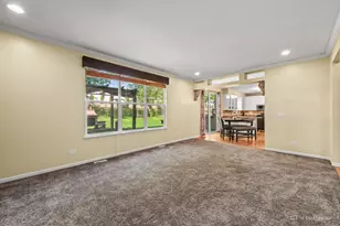 2211 Hazelwood Dr, McHenry, IL 60051 - Photo 22
