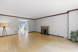 2814 W Gregory St, Chicago, IL 60625 - Photo 2