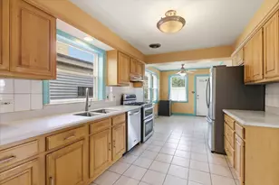 2814 W Gregory St, Chicago, IL 60625 - Photo 10