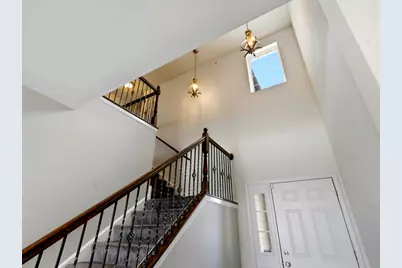 2810 Henley Lane, Naperville, IL 60540 - Photo 2