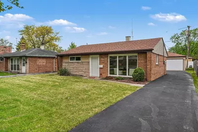 17332 Lorenz Avenue, Lansing, IL 60438 - Photo 2