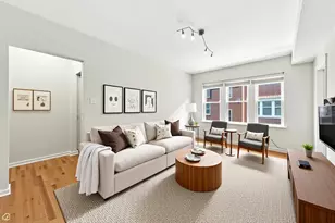 1301 E 71st Pl, Chicago, IL 60619 - Photo 2