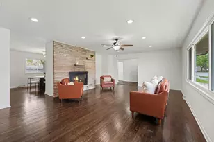 18289 Burnham Ave, Lansing, IL 60438 - Photo 2