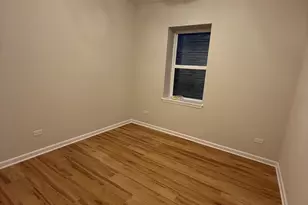 5751 W Higgins Ave, Chicago, IL 60630 - Photo 10