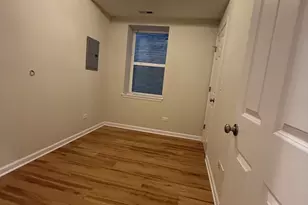 5751 W Higgins Ave, Chicago, IL 60630 - Photo 4
