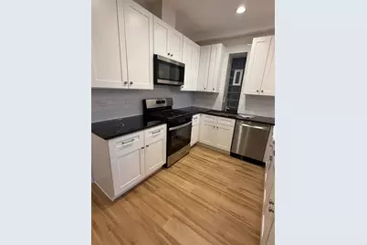 5751 W Higgins Avenue #1S, Chicago, IL 60630 - Photo 8