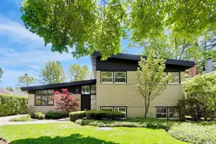 2717 Lincoln Ln, Wilmette, IL 60091 - Photo 1