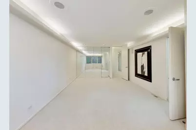 2717 Lincoln Lane, Wilmette, IL 60091 - Photo 12