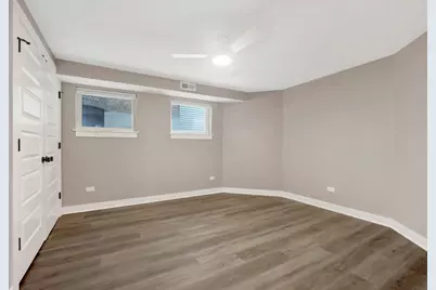 1241 W Newport Avenue #G, Chicago, IL 60657 - Photo 10