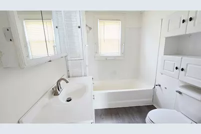 948 E Broadway, Centralia, IL 62801 - Photo 28