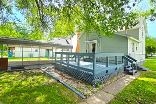 948 E Broadway, Centralia, IL 62801 - Photo 8