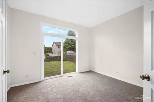 2275 Rebecca Cir, Montgomery, IL 60538 - Photo 8