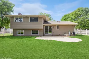 98 Quail Hollow Ct, Naperville, IL 60540 - Photo 16