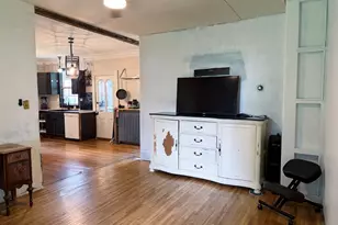 1009 W Monroe St, Bloomington, IL 61701 - Photo 12