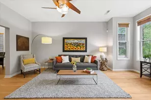 1808 W School St, Chicago, IL 60657 - Photo 2