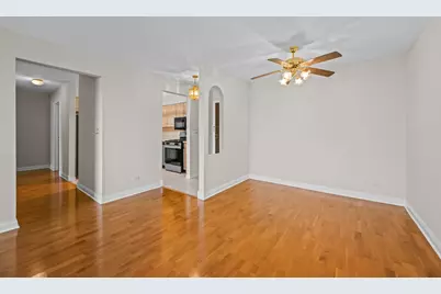 2100 Valencia Drive #308B, Northbrook, IL 60062 - Photo 4