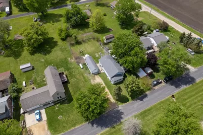 106 N School Street, Chana, IL 61015 - Photo 2