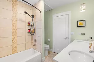5364 N Normandy Ave, Chicago, IL 60656 - Photo 16