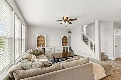 926 Catamaran Circle, Pingree Grove, IL 60140 - Photo 8