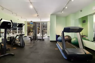 200 W Grand Avenue #806, Chicago, IL 60654 - Photo 16