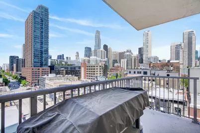 200 W Grand Avenue #806, Chicago, IL 60654 - Photo 14