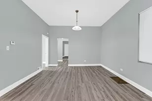 7349 S Evans Ave, Chicago, IL 60619 - Photo 4