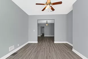 7349 S Evans Ave, Chicago, IL 60619 - Photo 10