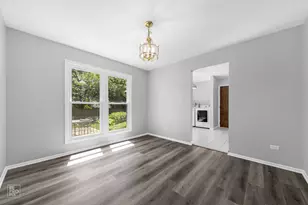 855 Garfield Ave, Libertyville, IL 60048 - Photo 4