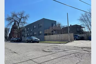 3639 W Iowa Street #2W, Chicago, IL 60651 - Photo 10