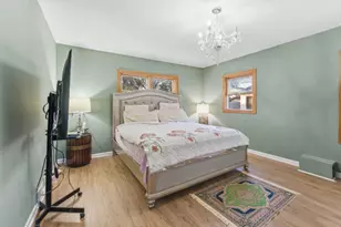 9035 Austin Ave, Morton Grove, IL 60053 - Photo 12