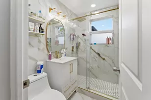 9035 Austin Ave, Morton Grove, IL 60053 - Photo 14