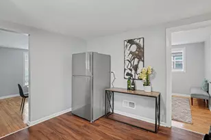 1041 E 90th St, Chicago, IL 60619 - Photo 8