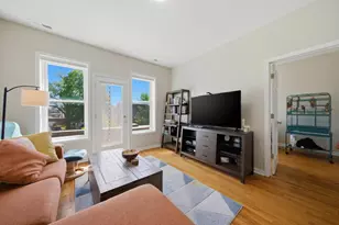 4916 W Hutchinson St, Chicago, IL 60641 - Photo 4