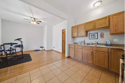 4916 W Hutchinson Street, Chicago, IL 60641 - Photo 20