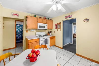 122 Barr Elms Avenue, Joliet, IL 60433 - Photo 4